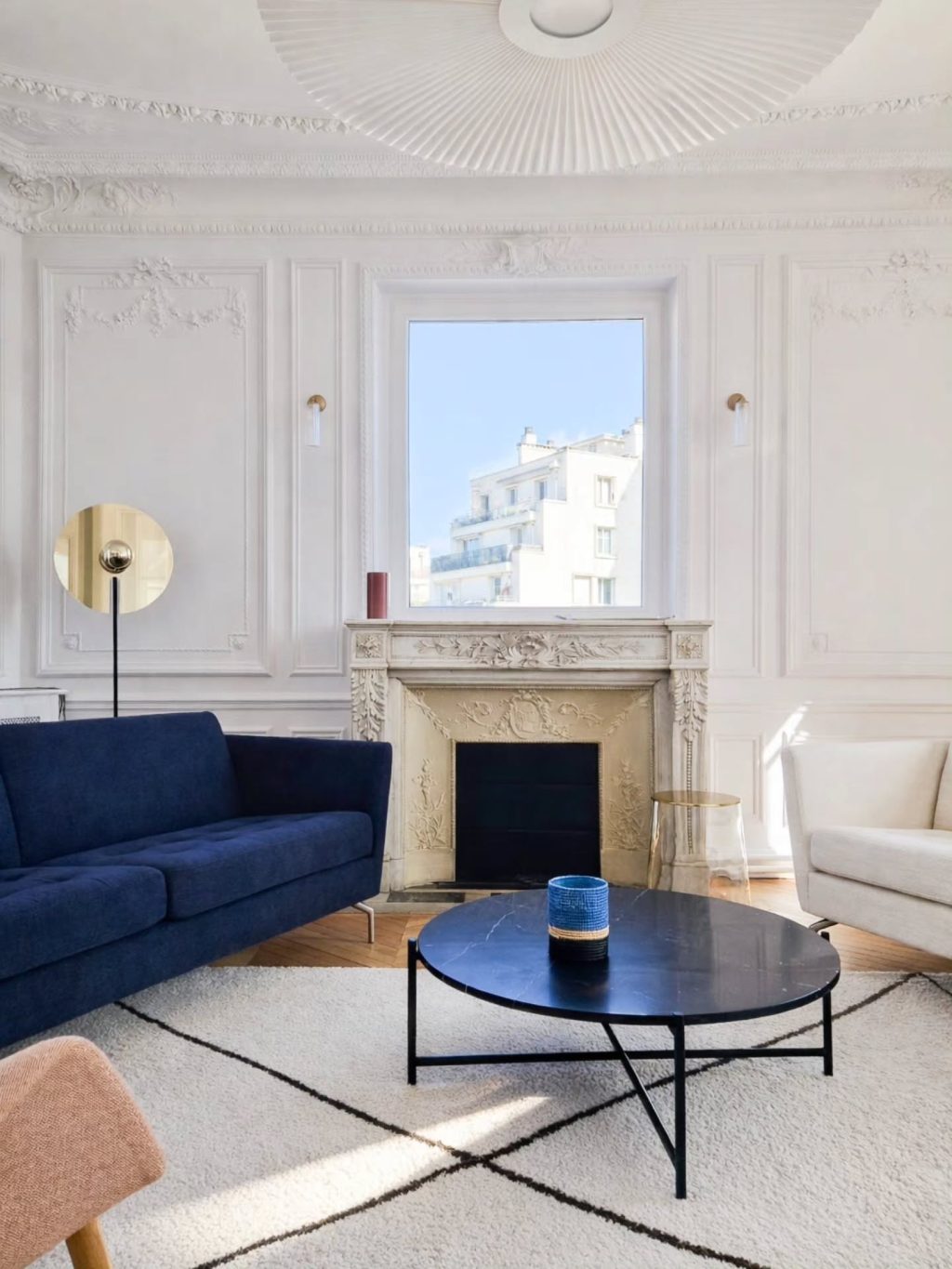 Instagram post from agence.laetitia.vermet. This post is in position 1.