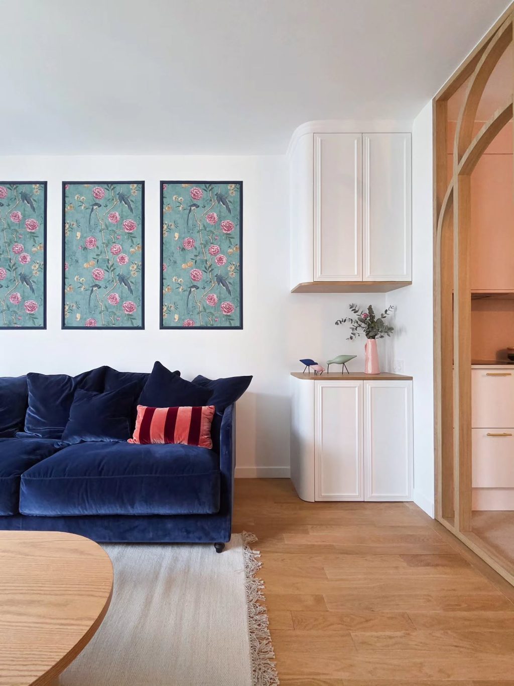 Instagram post from agence.laetitia.vermet. This post is in position 5.